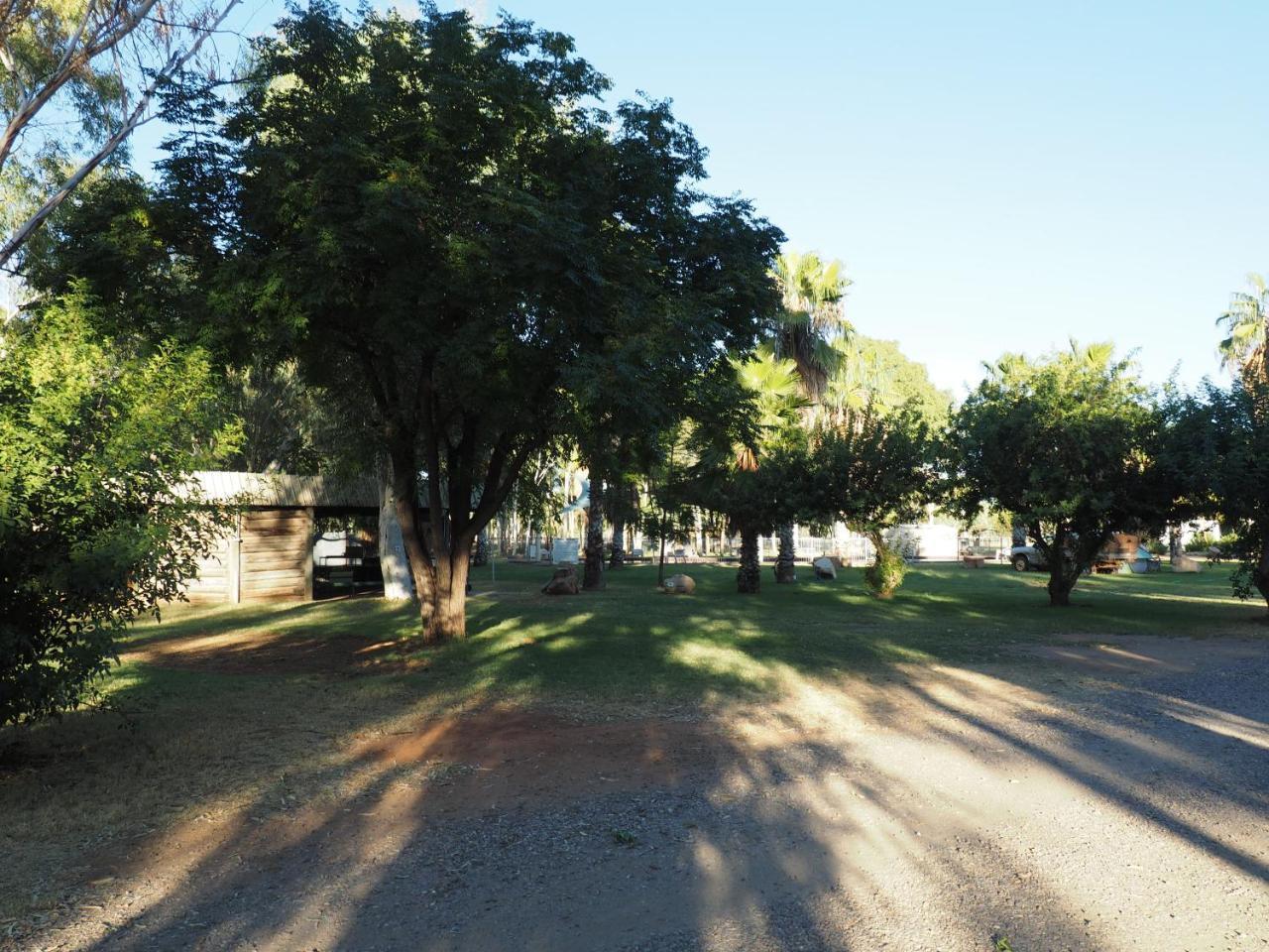 Heritage Caravan Park Alice Springs Bagian luar foto