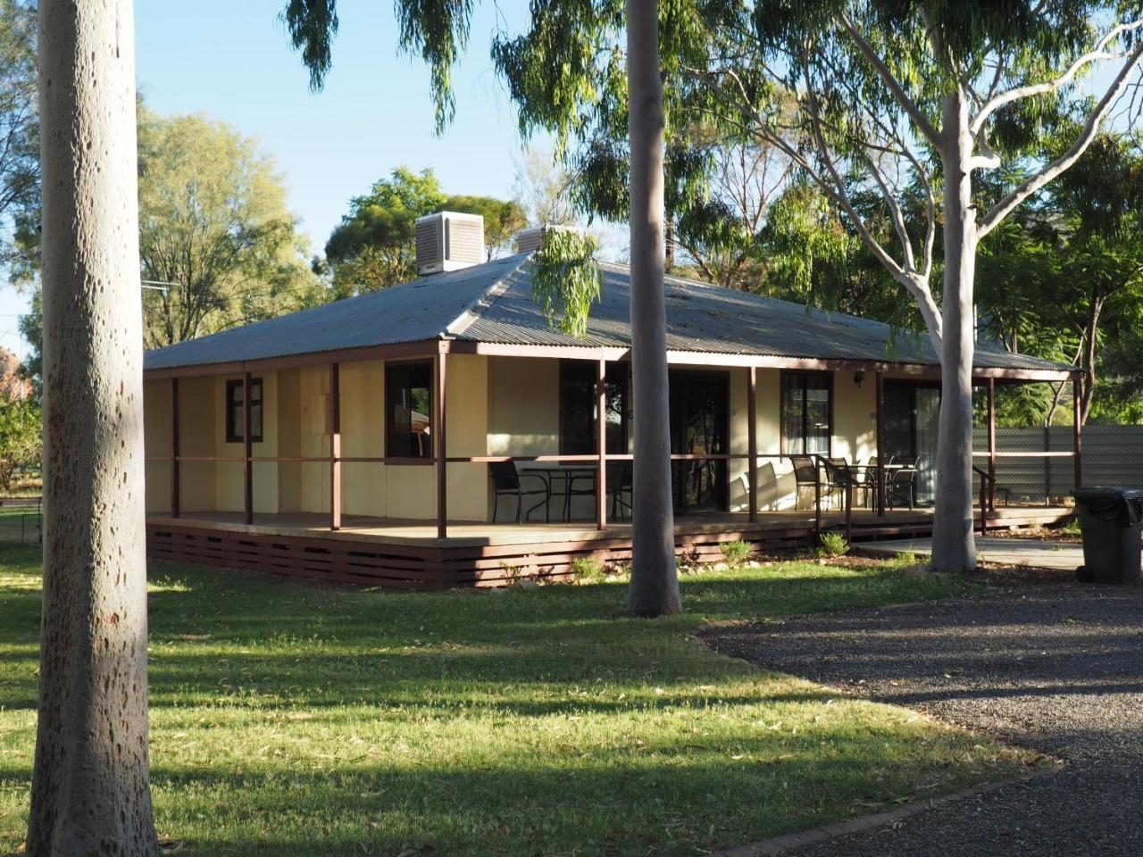 Heritage Caravan Park Alice Springs Bagian luar foto
